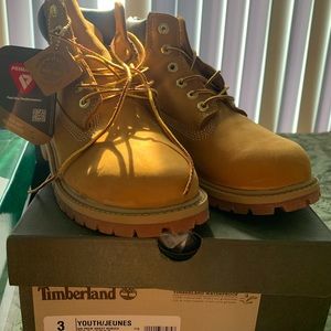 Brands new timberlands